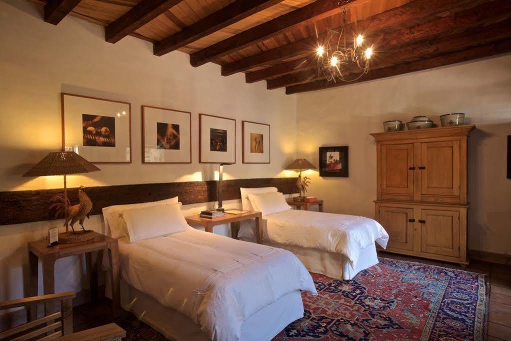 Casa De La Real Aduana Boutique Hotel Patzcuaro Ngoại thất bức ảnh